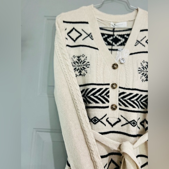 LUCKY BRAND Snowflake Geometric Cardigan Sweater Dress SIZE MED BY THE KNEE - Picture 7 of 12